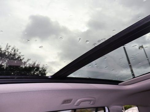 New 2026 Volkswagen Atlas SE image 26