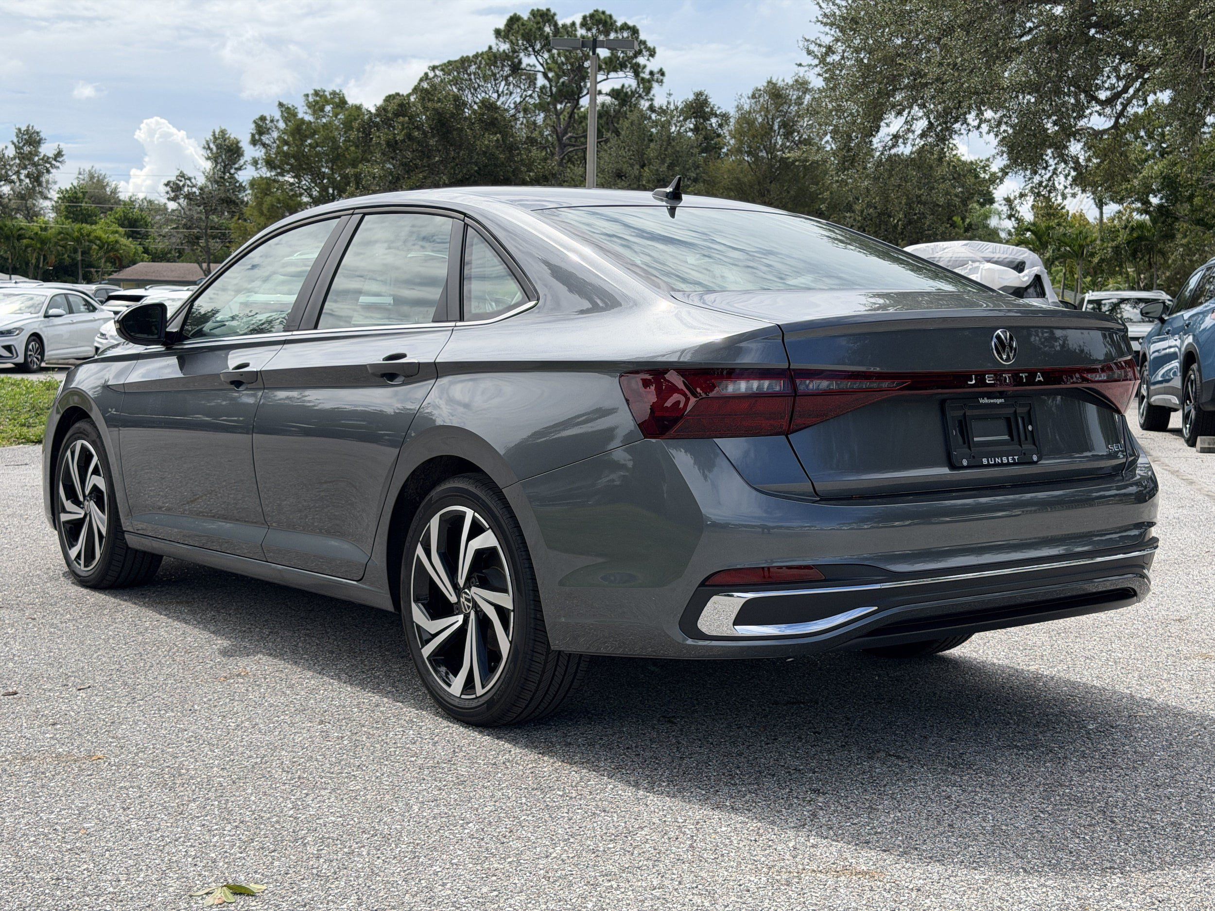 New 2026 Volkswagen Jetta SEL FWD image 5
