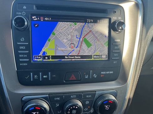 Used 2016 GMC Acadia Denali image 18