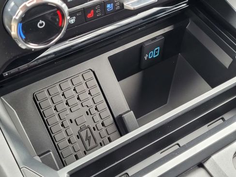 New 2026 Ford F250 Lariat image 25