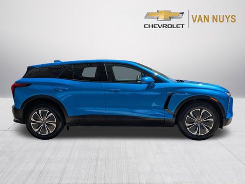 New 2025 Chevrolet Blazer EV LT AWD/4WD image 19