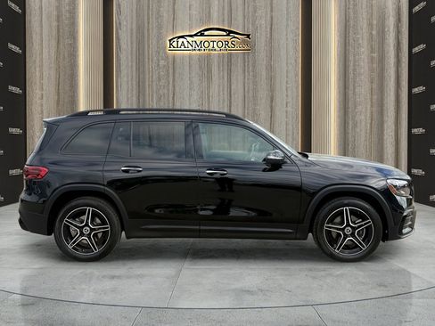 Used 2024 Mercedes-Benz GLB 250 image 8