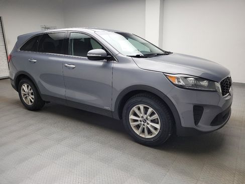 Used 2020 Kia Sorento LX AWD/4WD image 11