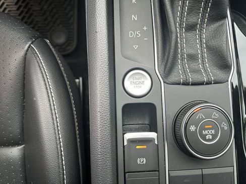 Used 2022 Volkswagen Atlas SE AWD/4WD image 19