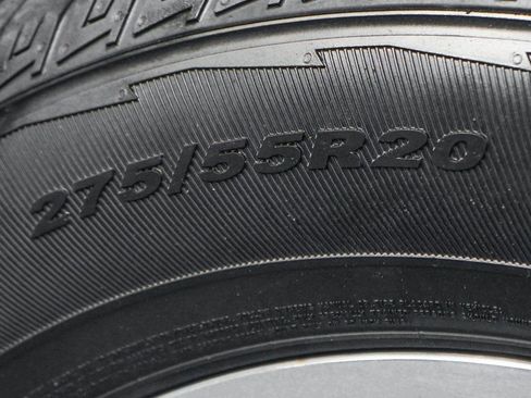 Used 2022 RAM 1500 Limited w/ Body Color Bumper Group image 46