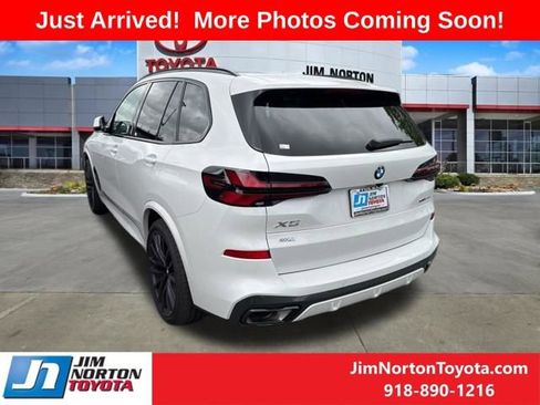 Used 2025 BMW X5 xDrive40i w/ M Sport Package image 3
