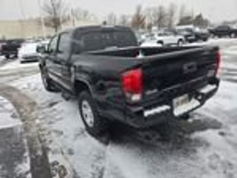 Used 2023 Toyota Tacoma SR image 8