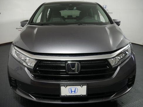 New 2026 Honda Odyssey Touring image 2
