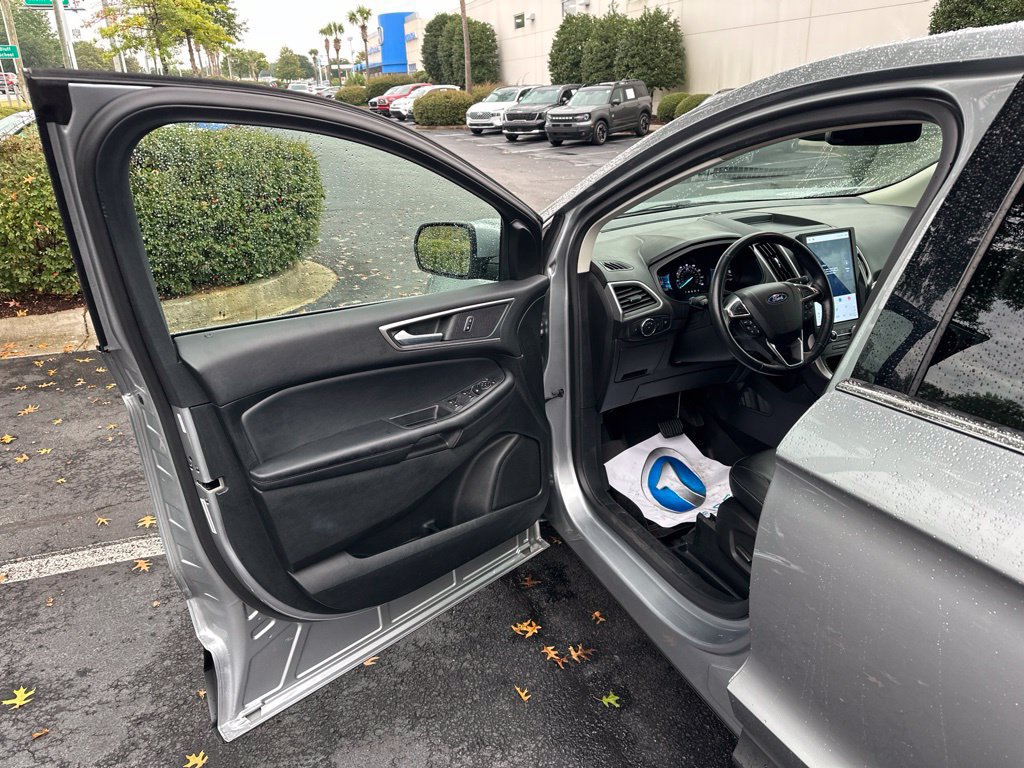 Used 2022 Ford Edge SEL AWD/4WD image 19