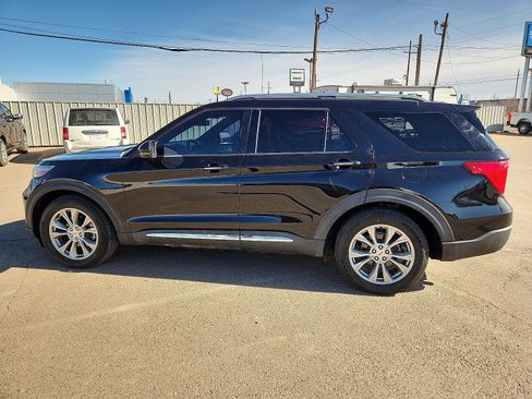 Used 2020 Ford Explorer Limited image 2