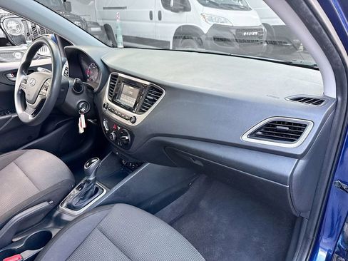 Used 2020 Hyundai Accent SE image 33