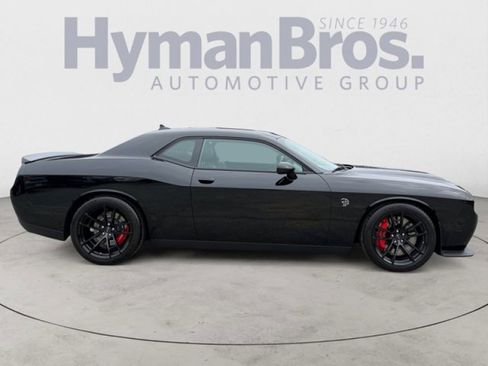 Used 2023 Dodge Challenger SRT Hellcat image 2