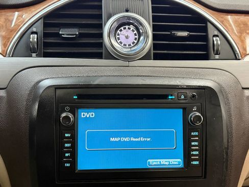 Used 2012 Buick Enclave Leather FWD image 35