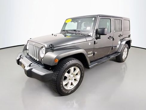 Used 2017 Jeep Wrangler Unlimited Sahara w/ Connectivity Group image 3