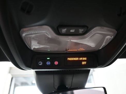 Used 2023 Chevrolet Colorado LT w/ LT Convenience Package image 30