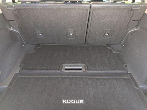 Used 2024 Nissan Rogue Platinum w/ Platinum Premium Package FWD image 29