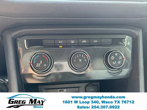 Used 2018 Volkswagen Tiguan S FWD image 31