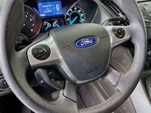 Used 2015 Ford Escape SE image 13