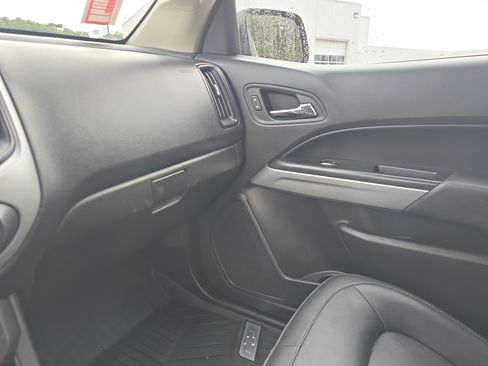 Used 2022 Chevrolet Colorado ZR2 AWD/4WD image 43