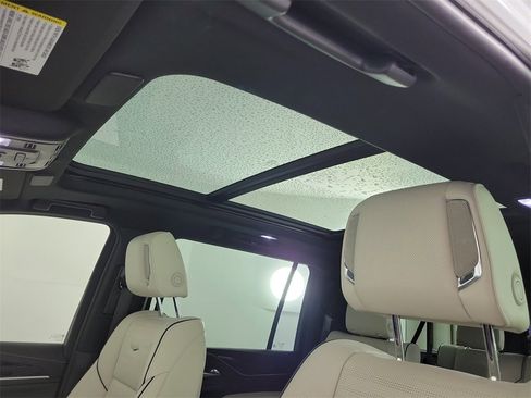 Certified 2023 Cadillac Escalade ESV Sport w/ LPO, ONYX Package image 18