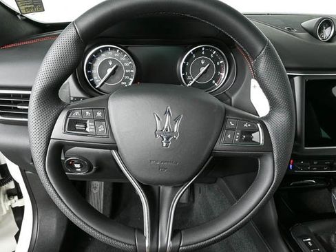 New 2024 Maserati Levante GT Ultima image 10