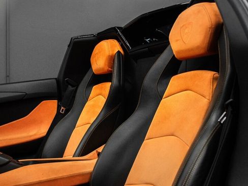 Used 2014 Lamborghini Aventador LP 700-4 AWD/4WD image 37