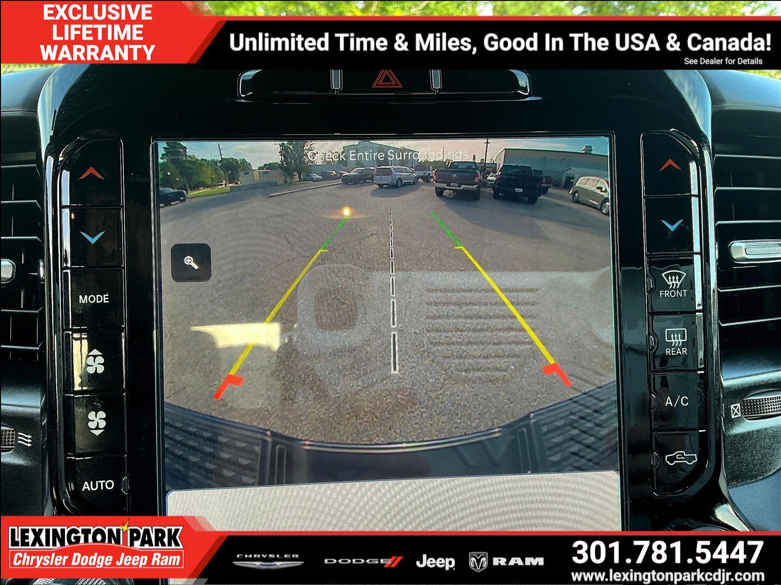 Used 2024 RAM 2500 Big Horn w/ Night Edition AWD/4WD image 15
