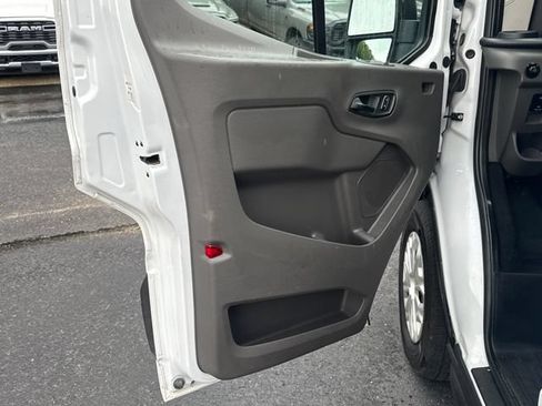 Used 2023 Ford Transit 350 XLT RWD image 19