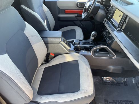 Used 2023 Ford Bronco Big Bend w/ Sasquatch Package image 10