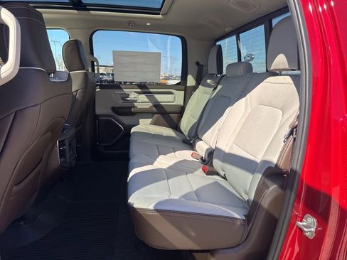 New 2026 RAM 1500 Laramie AWD/4WD image 23