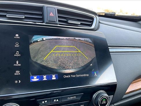 Used 2018 Honda CR-V Touring image 19