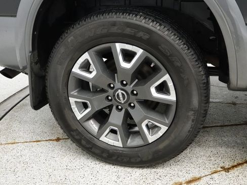 Used 2024 Nissan Titan Platinum Reserve w/ Moonroof Package AWD/4WD image 16