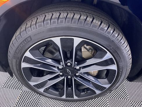 Certified 2025 Chevrolet Blazer EV SS image 14