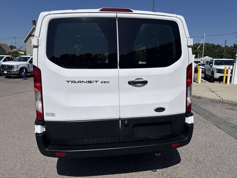 Used 2025 Ford Transit 250 Low Roof w/ Exterior Upgrade Package RWD image 4