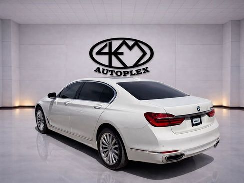 Used 2018 BMW 740i 740i image 5