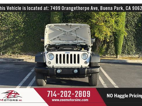 Used 2016 Jeep Wrangler Rubicon w/ Power Convenience Group AWD/4WD image 15