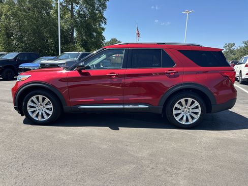 Used 2023 Ford Explorer Limited w/ Limited Technology Package RWD image 5