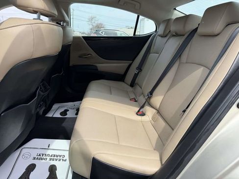 Used 2020 Lexus ES 350 w/ Premium Package image 12