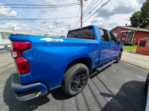 Used 2022 Chevrolet Silverado 1500 Custom AWD/4WD image 8