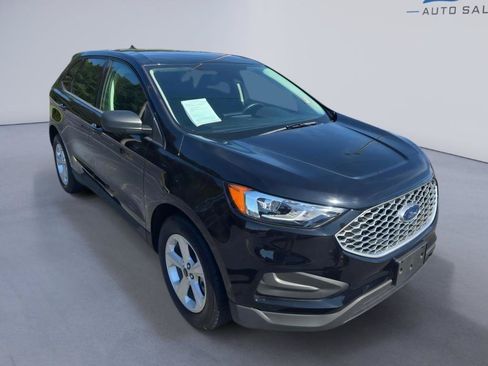 Used 2024 Ford Edge SE AWD/4WD image 3