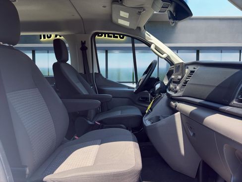 Used 2020 Ford Transit 350 XLT RWD image 18