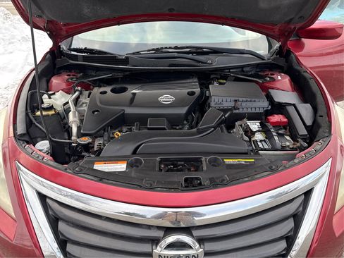Used 2014 Nissan Altima 2.5 S w/ Display Audio Package image 13
