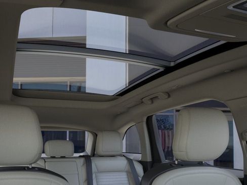New 2026 Lincoln Nautilus Reserve AWD/4WD image 22