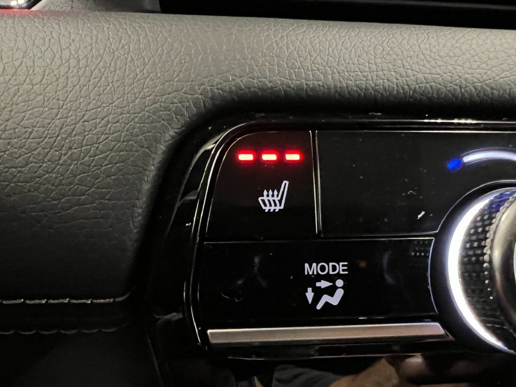 Used 2025 Honda Pilot EX-L image 24