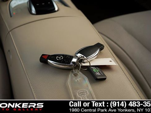 Used 2015 Mercedes-Benz S 550 4MATIC Sedan image 36