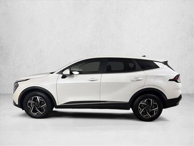 Used 2025 Kia Sportage LX FWD image 6