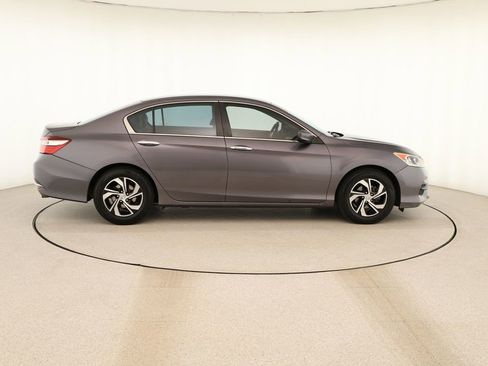 Used 2016 Honda Accord LX image 8