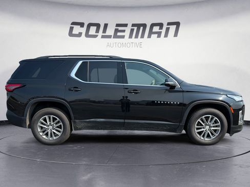 Used 2023 Chevrolet Traverse LT image 6