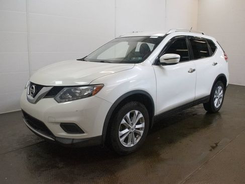Used 2016 Nissan Rogue SV AWD/4WD image 8