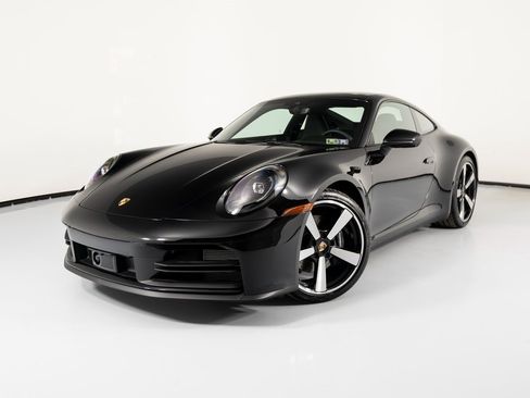 Certified 2025 Porsche 911 Carrera image 1
